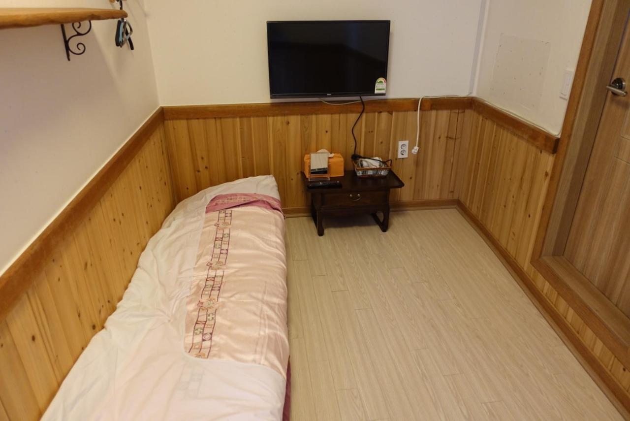ג'אונג'ו Pongdang Guesthouse מראה חיצוני תמונה